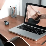 Learn to Play Guitar with Rocktone Music’s Free Online Guitar Lessons